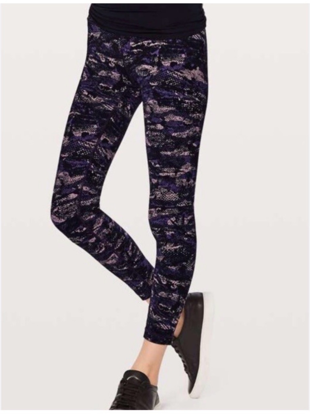 Lululemon Speed Up Tight *Full-On Luxtreme 28" Size 2